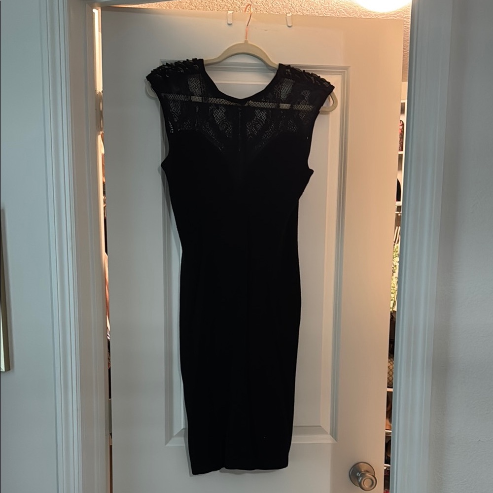 Elegant Black Sleeveless Dress